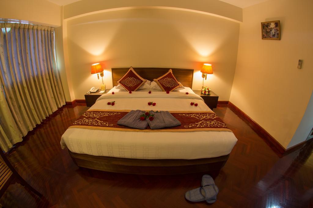 Hotel Yangon Exteriör bild
