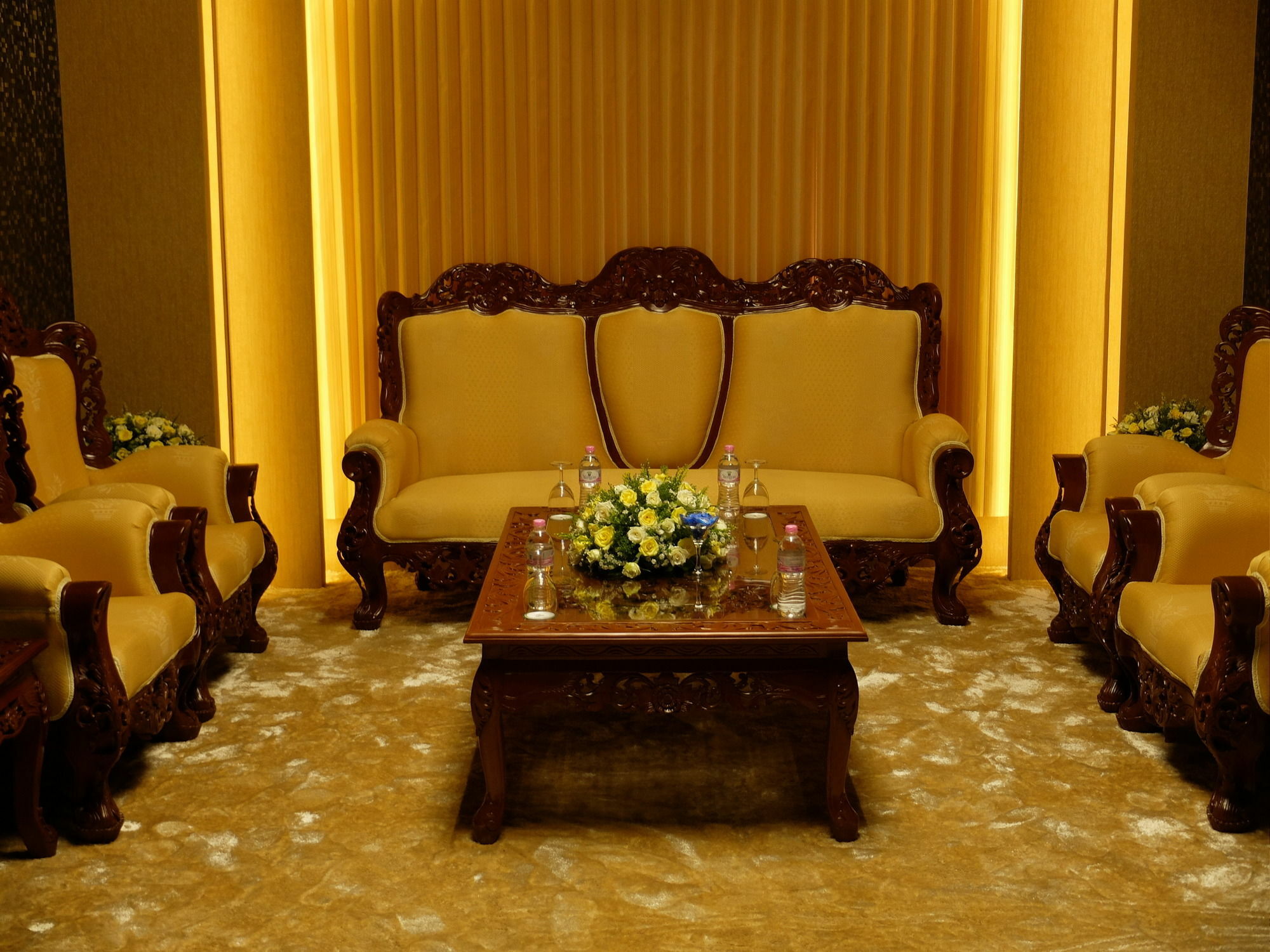 Hotel Yangon Exteriör bild