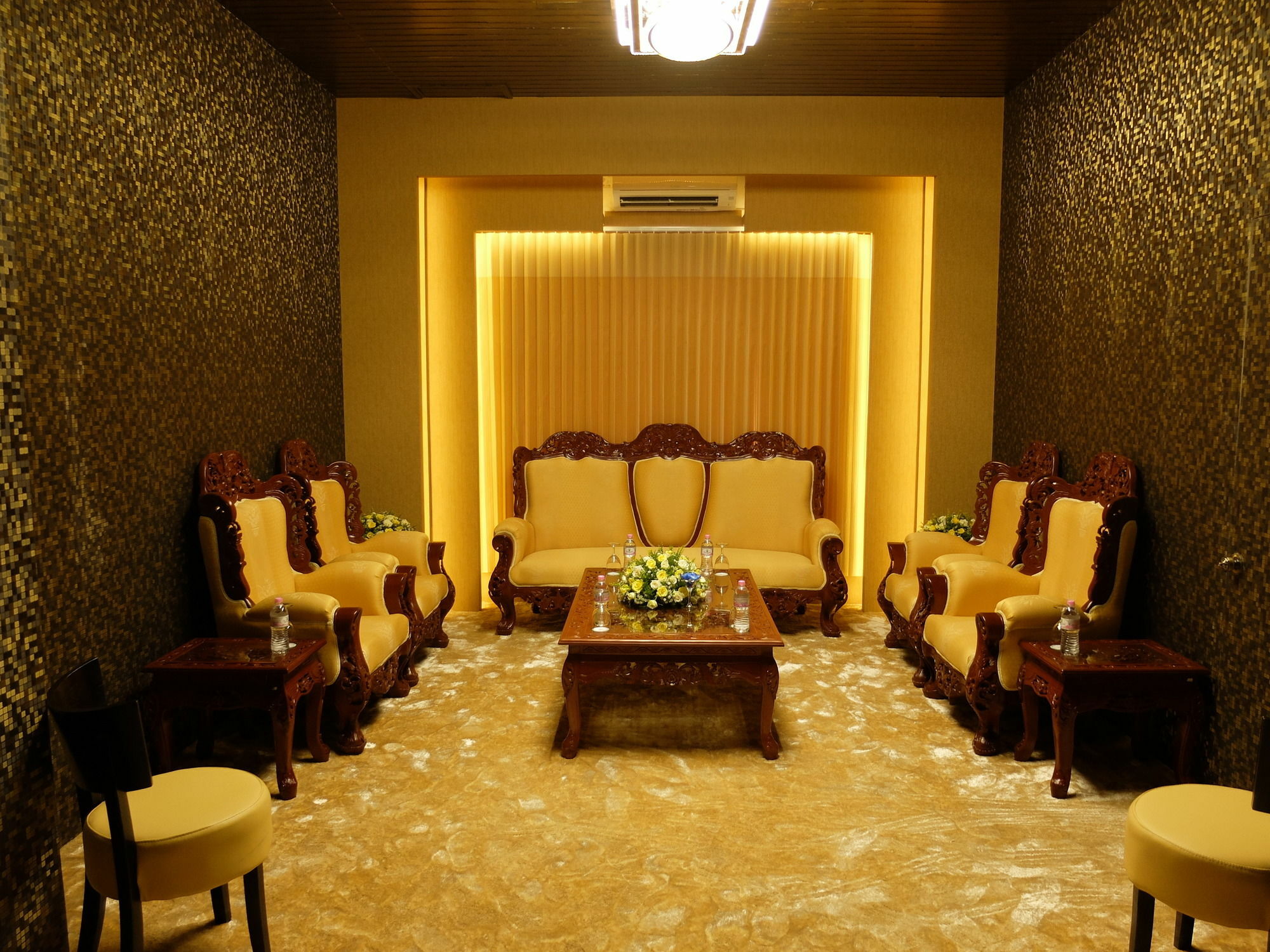 Hotel Yangon Exteriör bild