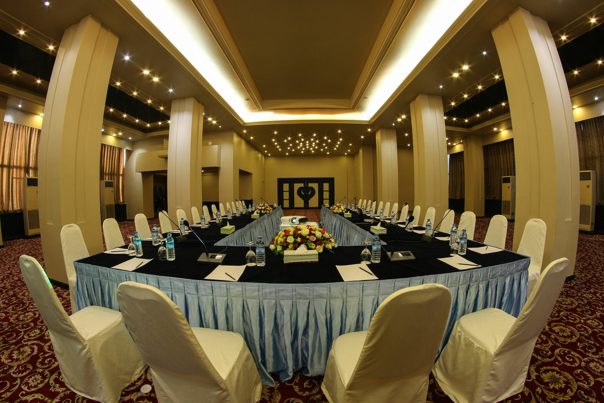 Hotel Yangon Exteriör bild