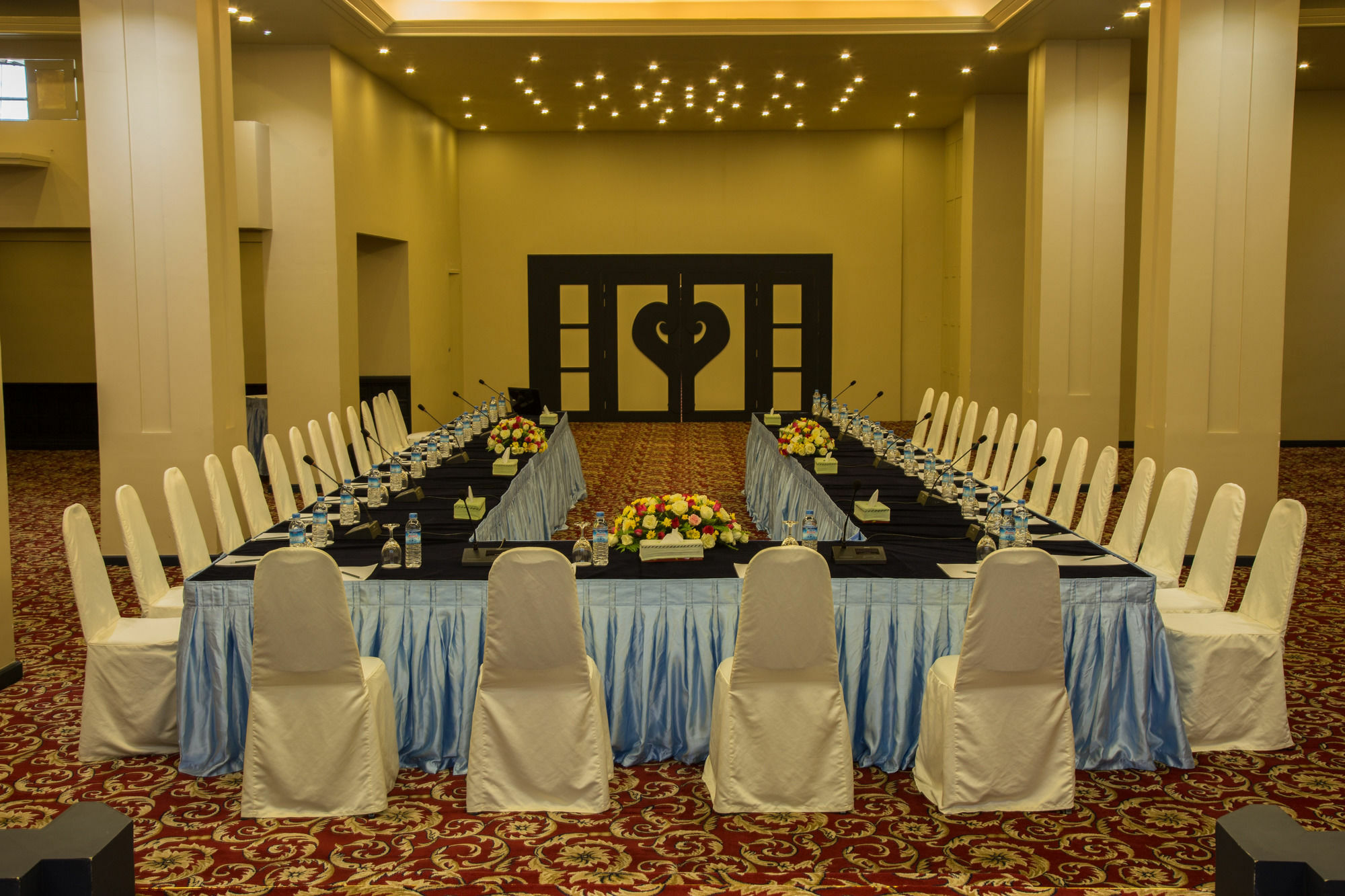 Hotel Yangon Exteriör bild